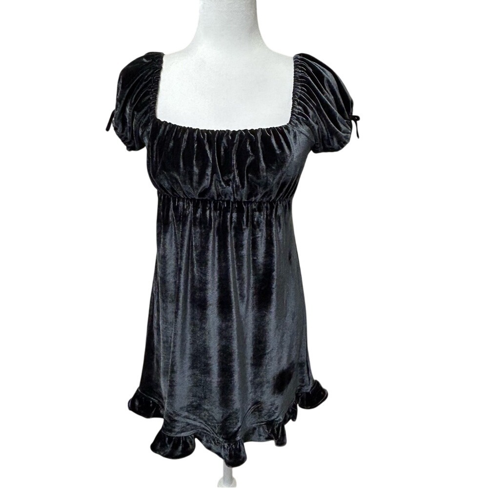 Urban Outfitters Black Claudette Velvet Babydoll Mini‎ Dress Gothic Size Small - Picture 3 of 10